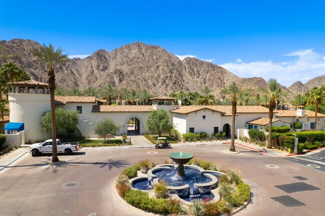 Building Photo - 48416 Legacy Dr