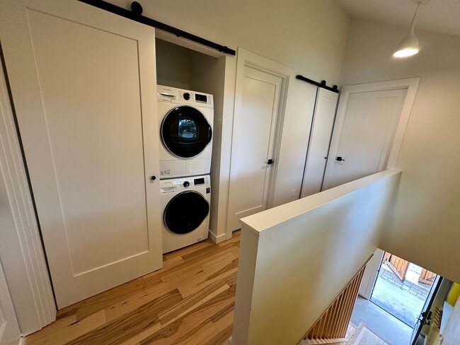 Building Photo - Brand New ADU in NE Portland!