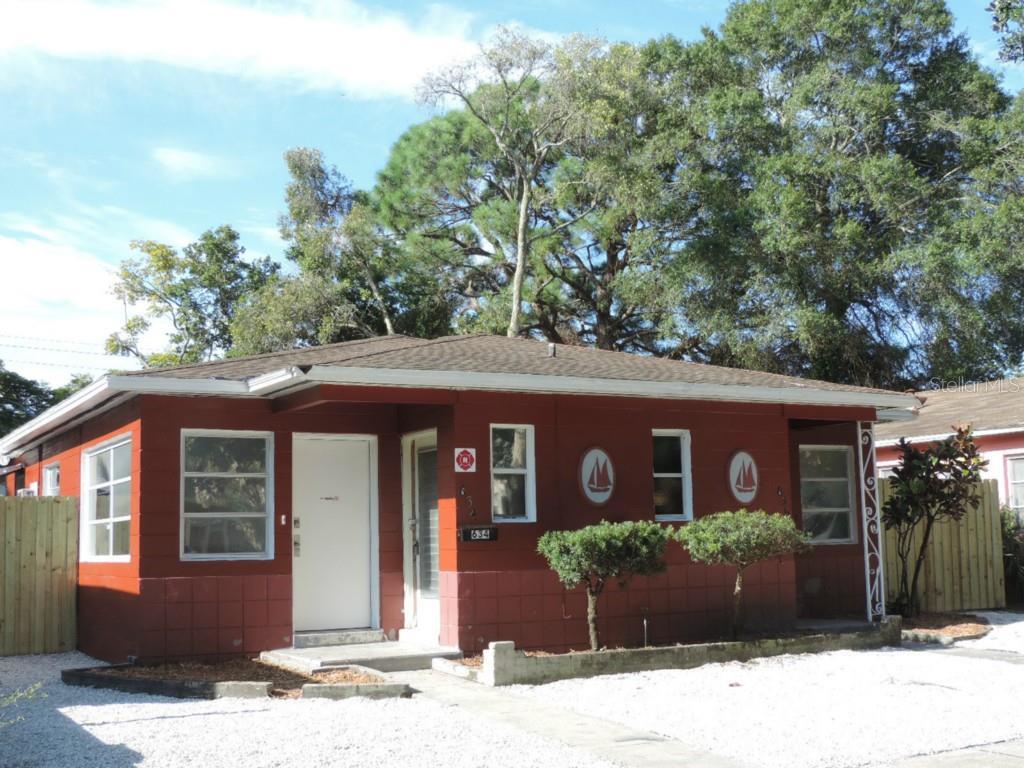 Front of apartment. - 634 15th Ave S