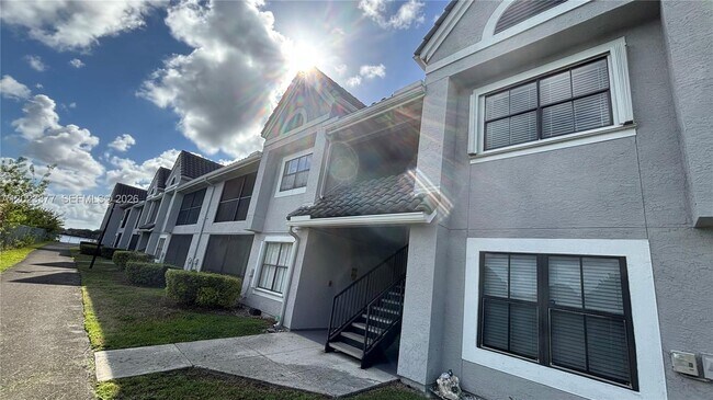 Building Photo - 15077 SW 103rd Terrace