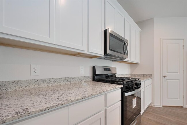Building Photo - 30842 Brightwell Bnd