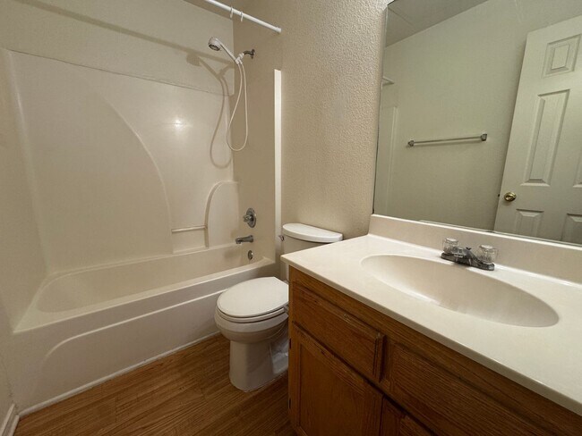 Building Photo - 3805 Ys Pak Ct