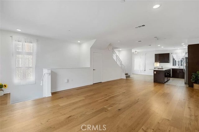 Building Photo - 2581 Arvia St