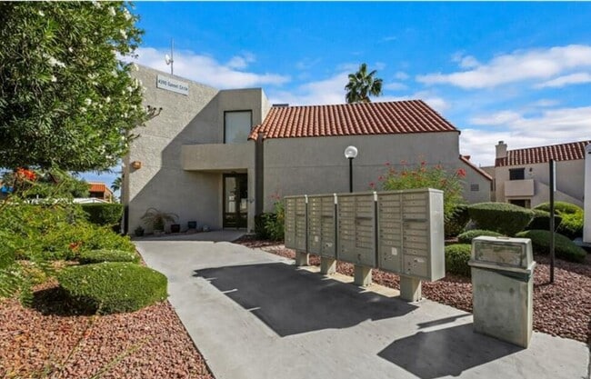 Building Photo - 4360 Gannet Cir