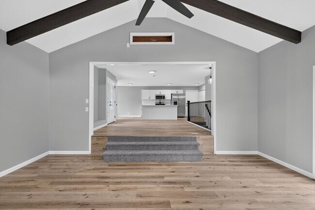 Building Photo - Italian Estates Property Management