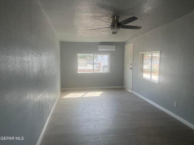 Building Photo - 8405 Pinon St