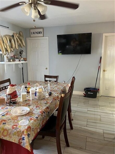 Building Photo - 3709 Stefano St