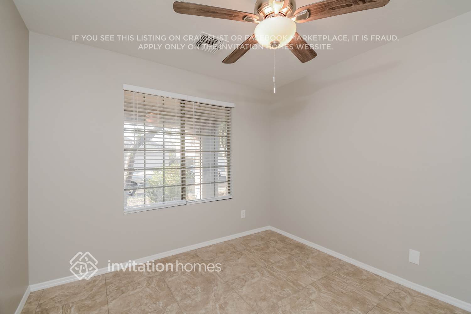 Building Photo - 10904 W Minnezona Ave