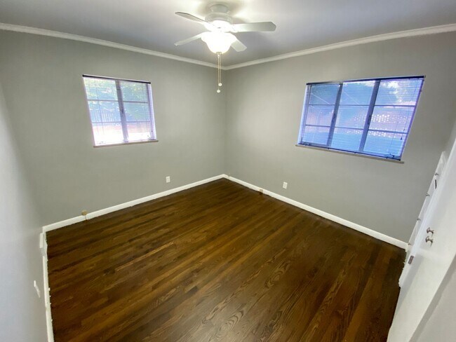 Building Photo - Remodeled Westgate Home with Attached Prof...