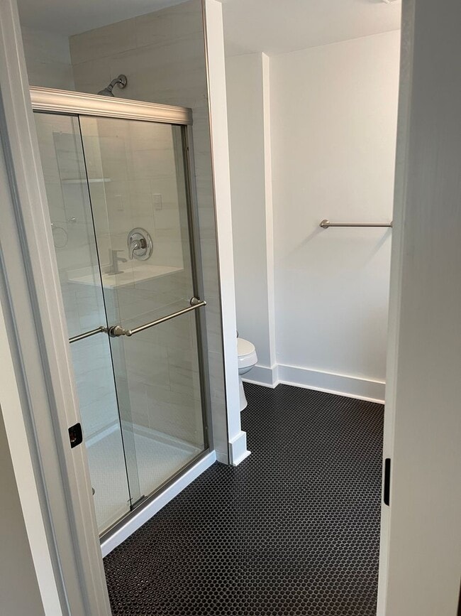 Building Photo - Merchants Lofts V Upgraded 1 Bedroom