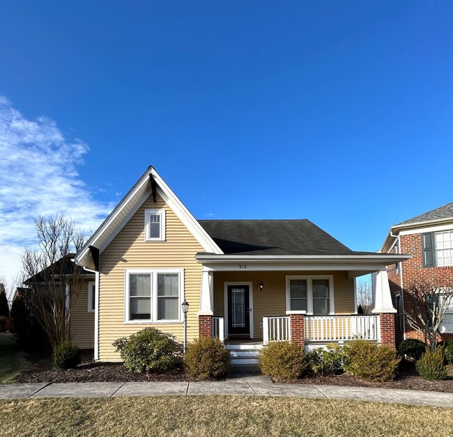 Primary Photo - Fantastic Home in Tom's Creek Neighborhood