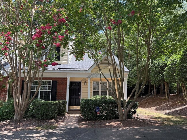 Building Photo - 2 Sidney Marie Ct