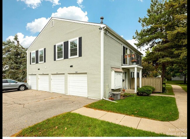 Building Photo - 2718 Glenbridge Ct