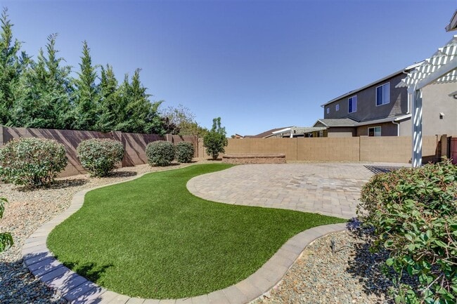 Building Photo - Home for Rent in Quailwood!