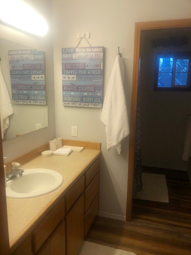 Building Photo - 952 NW 23rd Ave