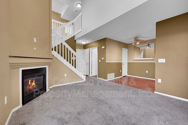 Building Photo - 2436 W 82nd Pl