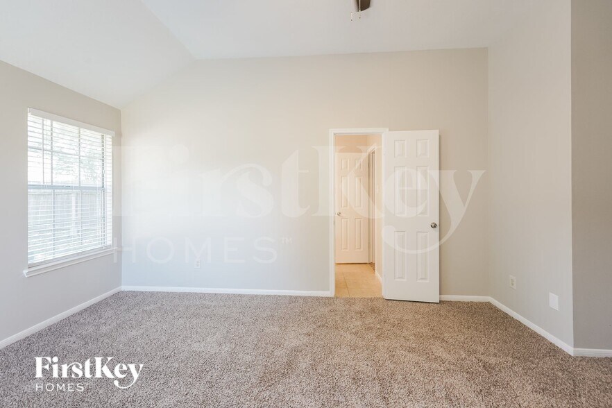 Building Photo - 22542 Guston Hall Ln