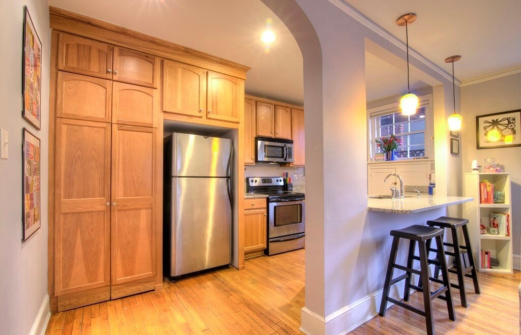 Building Photo - 3122 Kensington Ave