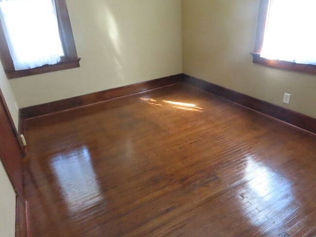 Building Photo - 1114 Rockhill St