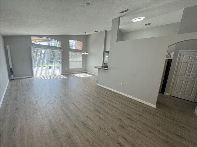 Building Photo - 158 Aylesbury Ln