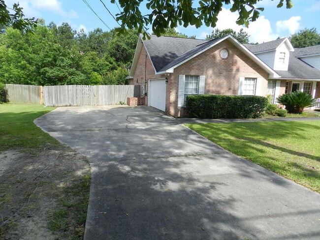 Building Photo - 4995 Pattock Pl