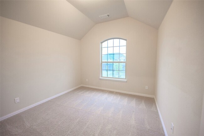 Building Photo - 1305 Needle Cactus Dr