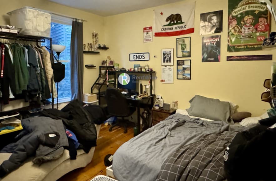 Building Photo - 731 Parker St