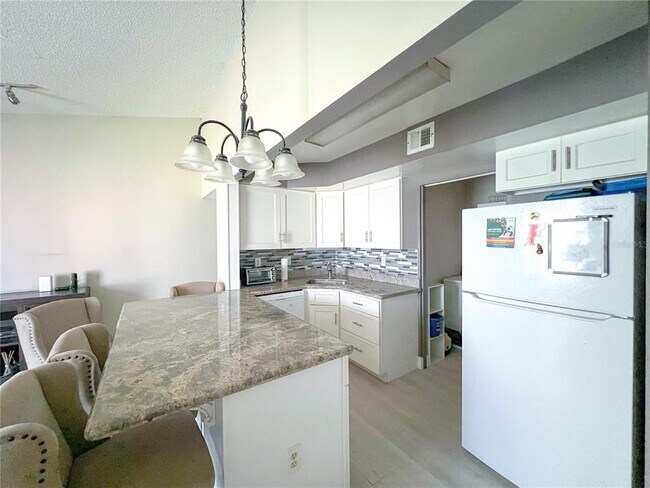 Building Photo - 2601 SW Archer Rd