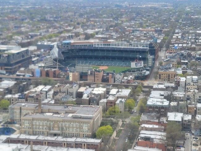 Building Photo - 3660 N Lake Shore Dr