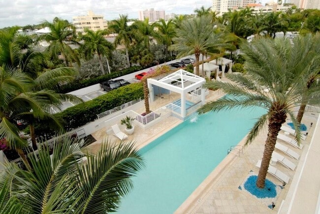 Building Photo - 2821 N Ocean Blvd