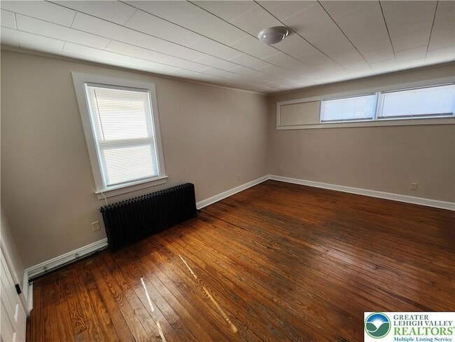 Building Photo - 54 E North St
