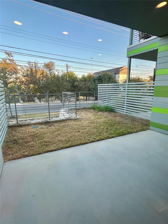 Building Photo - 4004 Banister Ln