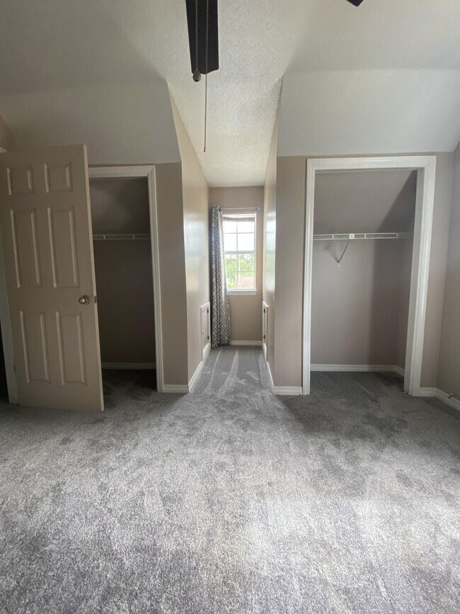 Building Photo - 2521 Georgetown Ln