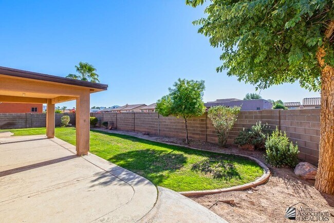 Building Photo - 11845 E 27th Pl