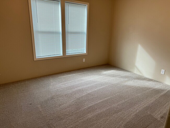 Building Photo - 4741 Treewood Ct