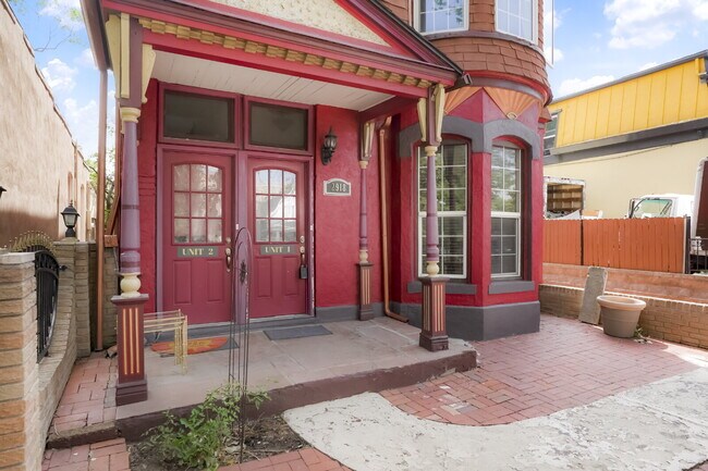 Building Photo - 2 Bedroom / 1 Bathroom - Rino / Downtown D...