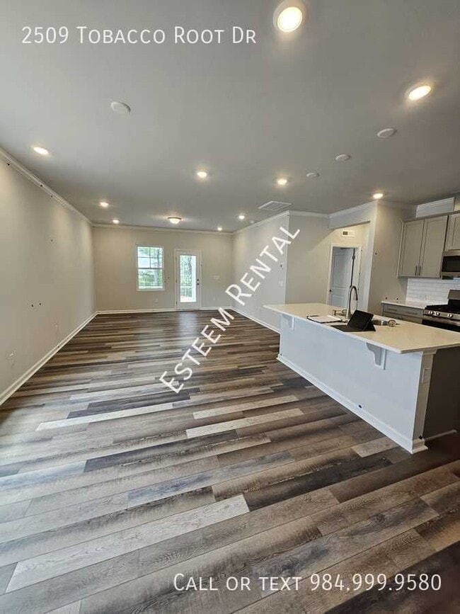 Building Photo - 2509 Tobacco Root Dr