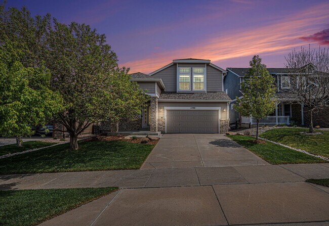 Building Photo - 4 bed/4 bath, Three Story Home Backing to ...