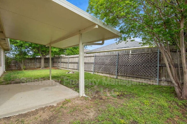 Building Photo - 536 Del Mar Dr