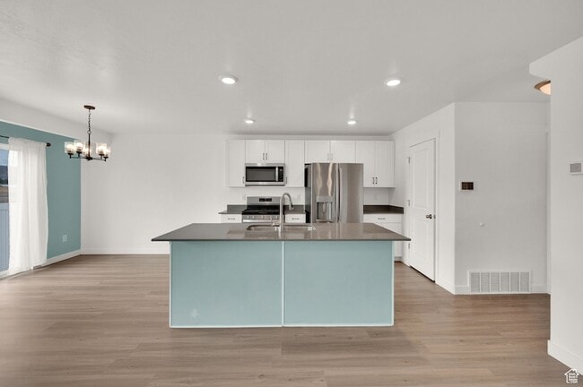 Building Photo - 5113 W Vibrato St