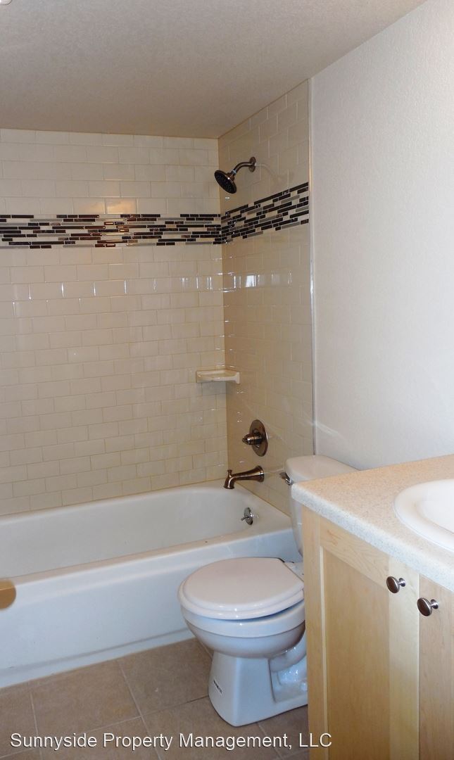 Building Photo - 3 br, 1.5 bath House - 5588 Pennsylvania Ave.