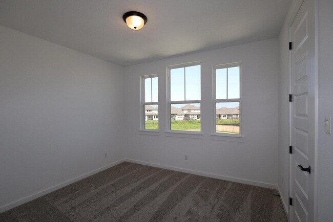 Building Photo - 2728 Cressman Cv