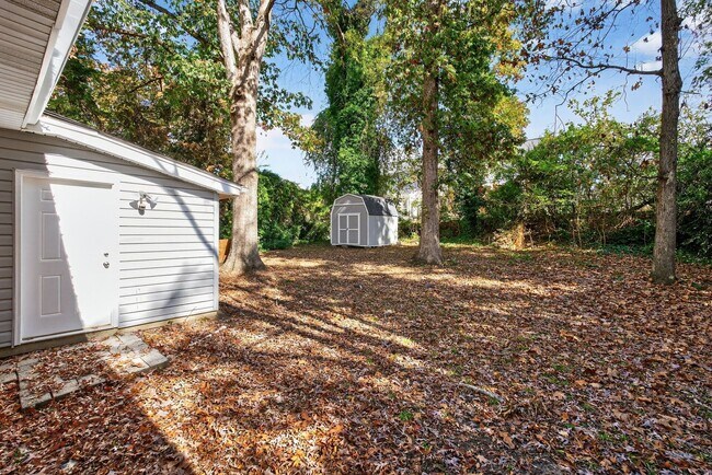 Building Photo - Newly Remodeled 3BD, 2BA Raleigh Home Near Downtown Raleigh and Interstates
