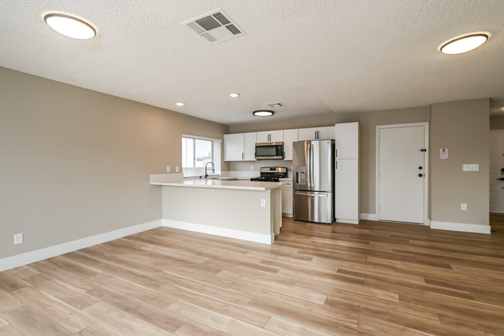Building Photo - 832 Cherry Dr