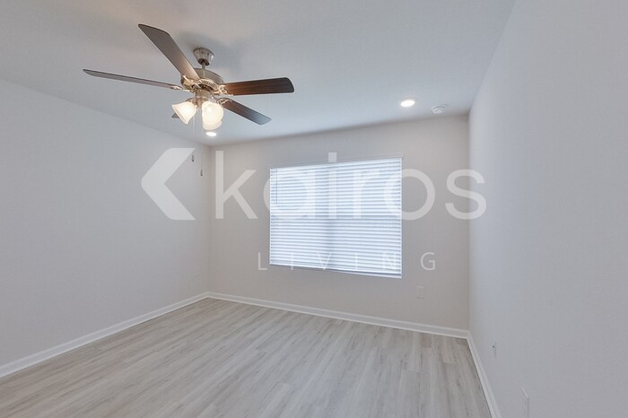 Building Photo - 4655 Malay Cir