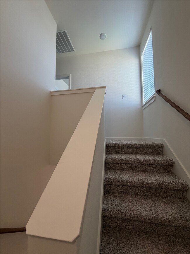 Building Photo - 10661 Berry Branch Lane