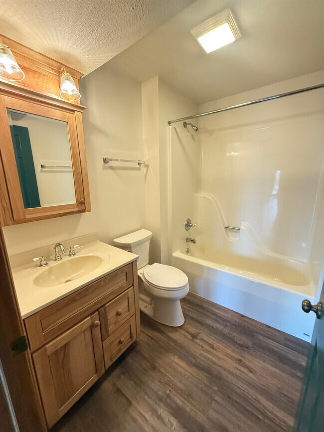 Building Photo - 125 Cogan Dr
