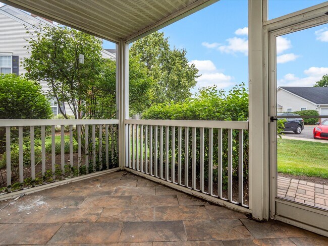 Building Photo - 846 W Summerfield Gln Cir