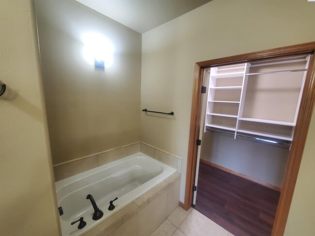 Building Photo - Riverwalk Village-Luxury living-partial ri...