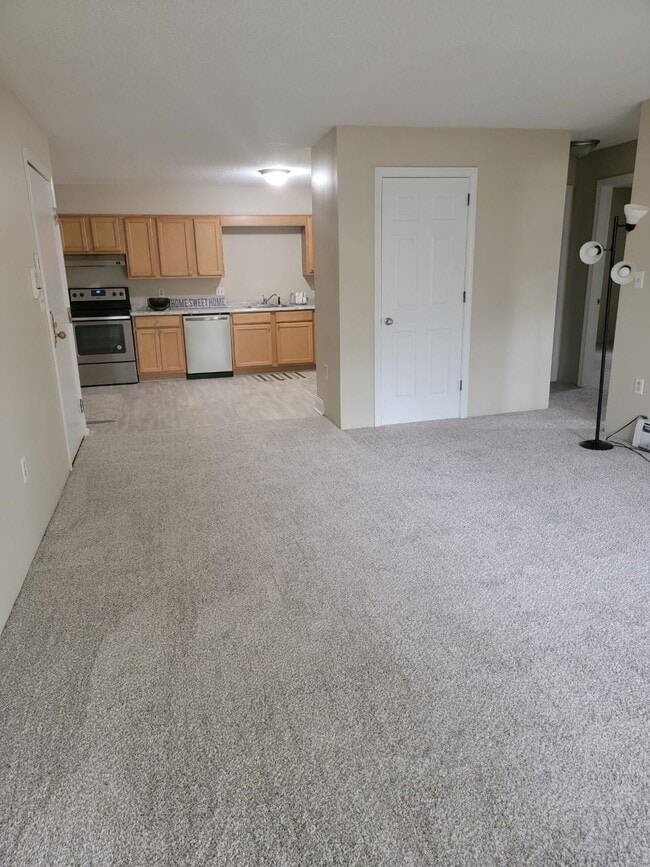 Building Photo - 3 Autumn Leaf Dr